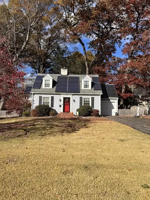 118 Field Rd, Longmeadow, MA 01106
