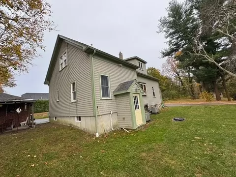 16 Blain St, Acushnet, MA 02743 photo 13
