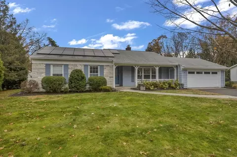 85 Inverness Ln, Longmeadow, MA 01106