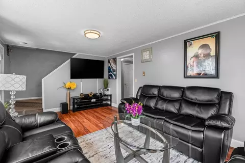 68 Crest Cir, Worcester, MA 01603 photo 12