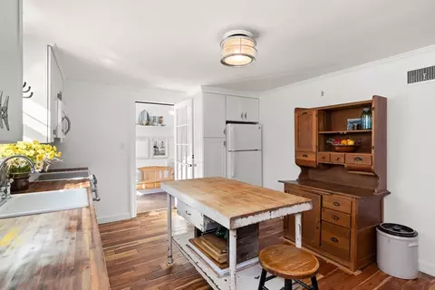 Kitchen - 18 Conant St, Beverly, MA 01915 photo 3 of 5