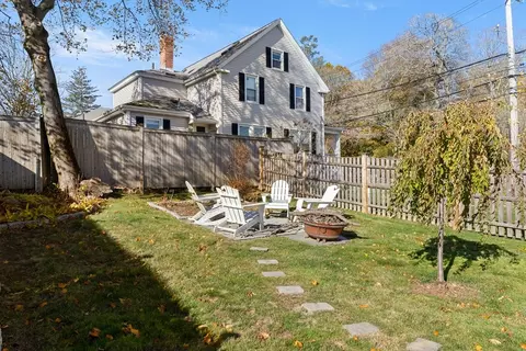Exterior - 18 Conant St, Beverly, MA 01915 photo 7 of 9