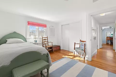 Bedroom - 18 Conant St, Beverly, MA 01915 photo 4 of 4