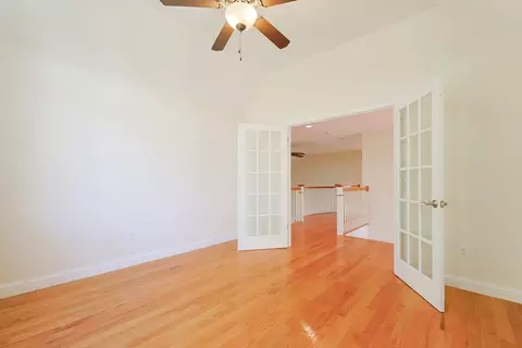 Living - 48 Pinehurst St, Franklin, MA 02038 photo 8 of 8