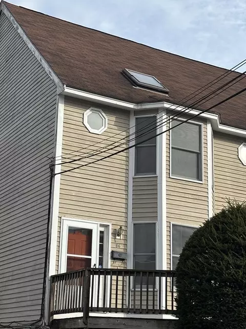 86 Belmont St #86, Lowell, MA 01851