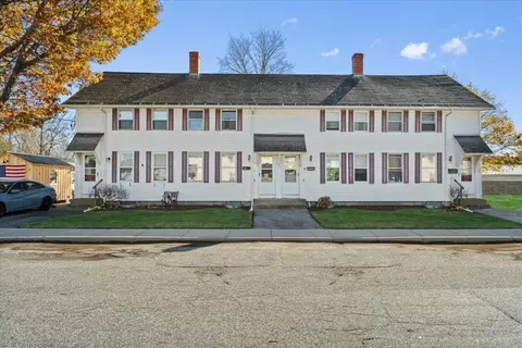11 A St #11, Whitinsville, MA 01588