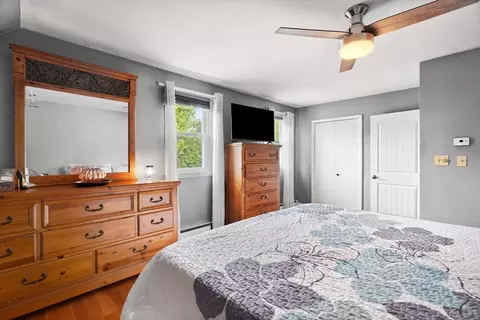 12 Dixfield Rd, Worcester, MA 01606 photo 23
