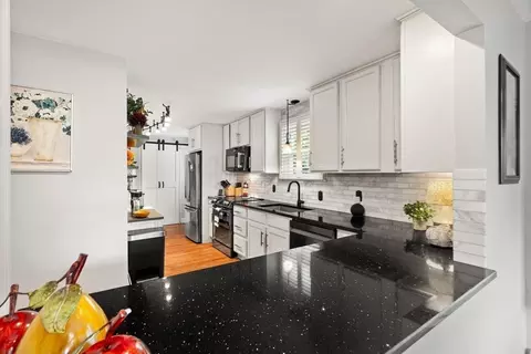 12 Dixfield Rd, Worcester, MA 01606 photo 11