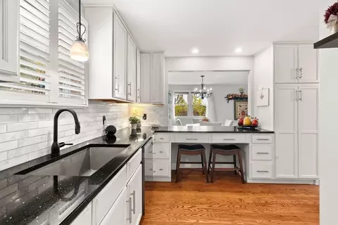 12 Dixfield Rd, Worcester, MA 01606 photo 10