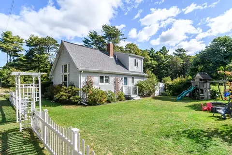 44 Cotuit Rd, Bourne, MA 02532 photo 2