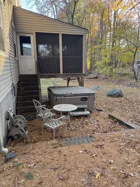133 Pine Ridge Rd, Reading, MA 01867 photo 5