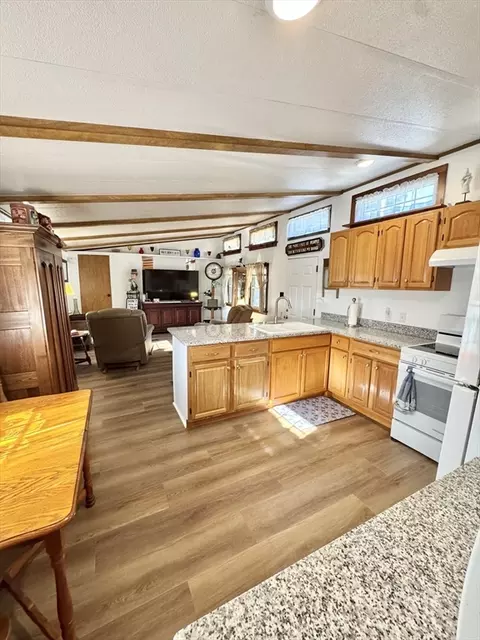 189 Pine View Ter, Wareham, MA 02576 photo 9