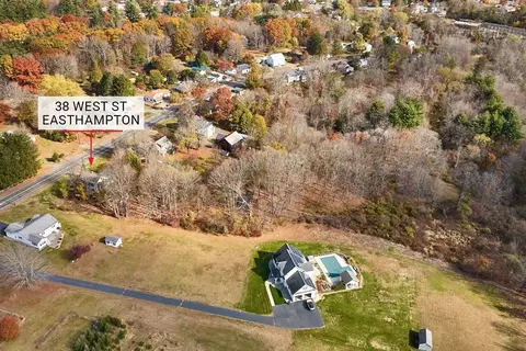 View/Area - 38 West St, Easthampton, MA 01027 photo 7 of 8