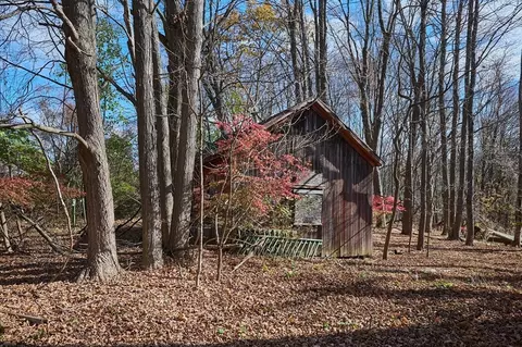 Exterior - 38 West St, Easthampton, MA 01027 photo 8 of 9