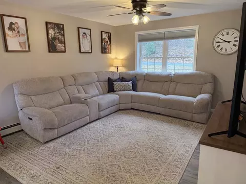 Living - 288 Chase Rd, Athol, MA 01331 photo 2 of 2