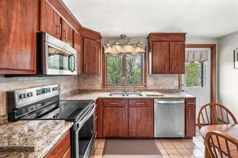 10 Seaview Rd, Gloucester, MA 01930 photo 17