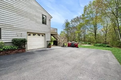 10 Seaview Rd, Gloucester, MA 01930 photo 3
