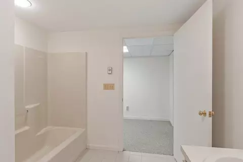 4004 Brompton Cir #4004, Worcester, MA 01609 photo 20