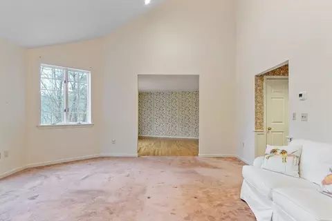 4004 Brompton Cir #4004, Worcester, MA 01609 photo 16