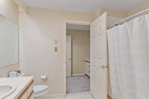 4004 Brompton Cir #4004, Worcester, MA 01609 photo 29