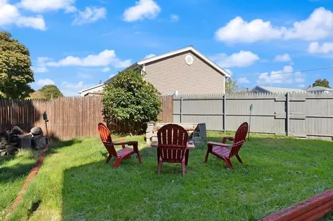 Exterior - 133 Kempton St, Fall River, MA 02724 photo 7 of 8
