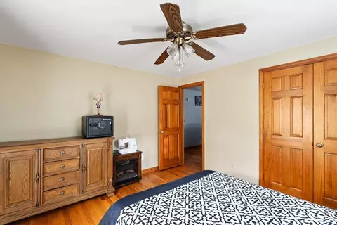 1 Plain St, Easthampton, MA 01027 photo 17