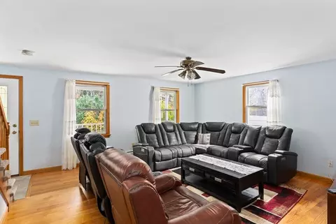 1 Plain St, Easthampton, MA 01027 photo 10