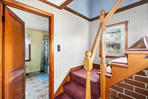 33 Howard Ave, Easthampton, MA 01027 photo 25