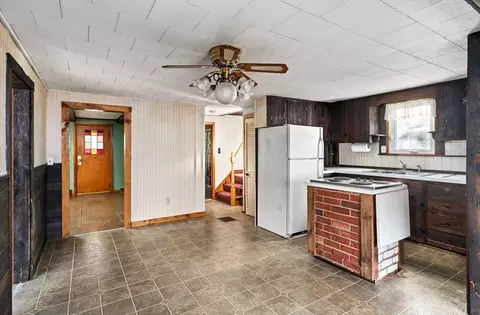 33 Howard Ave, Easthampton, MA 01027 photo 15