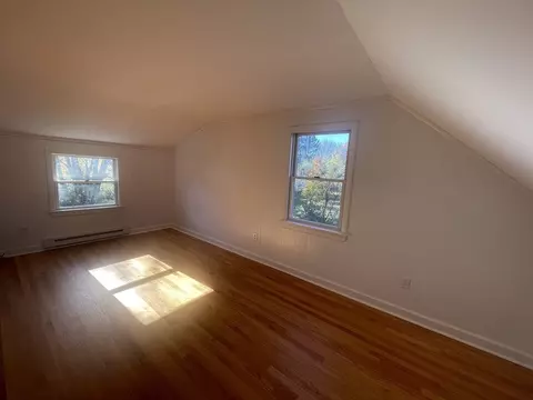 Bedroom - 732 King St, Franklin, MA 02038 photo 2 of 3