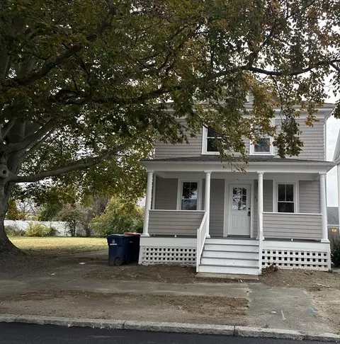 220 Aquidneck St, New Bedford, MA 02744