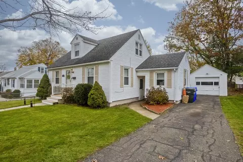91 Lancaster St, Springfield, MA 01118 photo 3