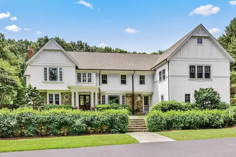 23 Stonecroft Cir, Weston, MA 02493