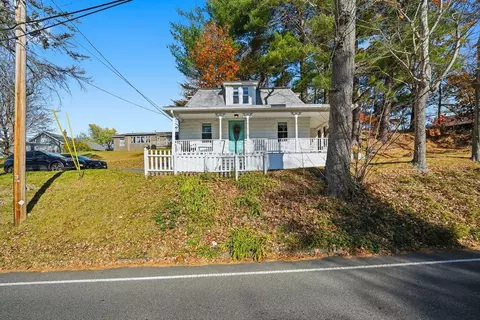 196 Pendleton Ave, Chicopee, MA 01020
