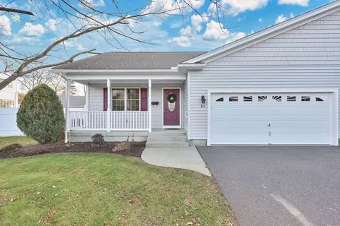 311 Montcalm St #311, Chicopee, MA 01020