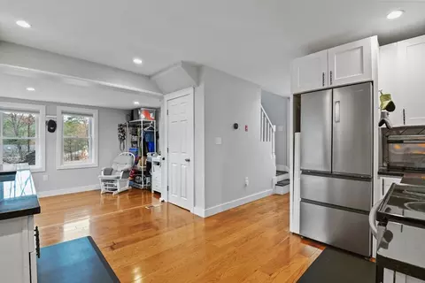 Entry Way - 38 Twichell St, Athol, MA 01331 photo 4 of 5