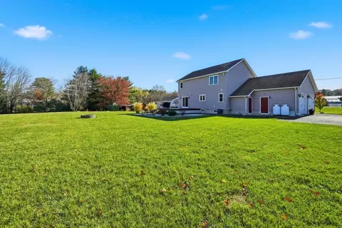 559 E State St, Granby, MA 01033 photo 37