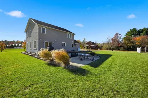 559 E State St, Granby, MA 01033 photo 35