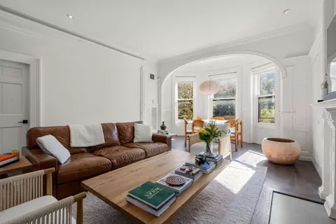 167 Commonwealth Ave #5, Boston, MA 02116