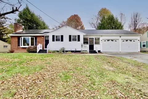 77 W Allen Ridge Rd, Springfield, MA 01118