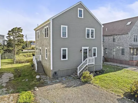 55 Abbey St, Marshfield, MA 02050