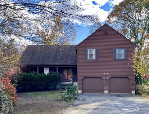 43 Maple Rd, Westford, MA 01886
