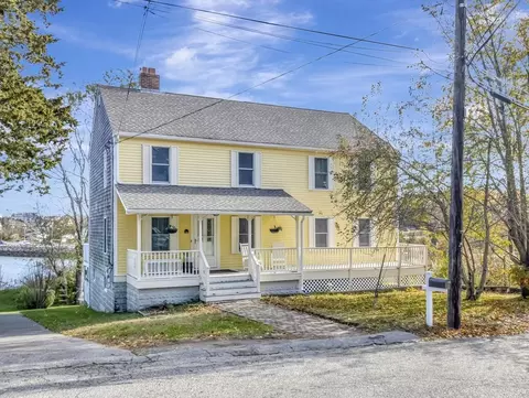 54 Salisbury St Waterfront, Hull, MA 02045