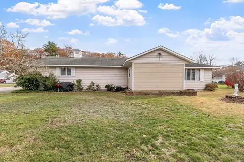 520 Lenox St, Athol, MA 01331 photo 11