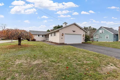 520 Lenox St, Athol, MA 01331 photo 5