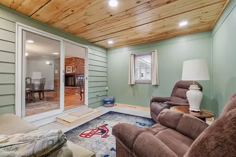 520 Lenox St, Athol, MA 01331 photo 22