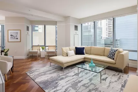 1 Avery St #12A, Boston, MA 02111