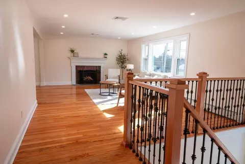 33 Marla Ln, Reading, MA 01867 photo 11