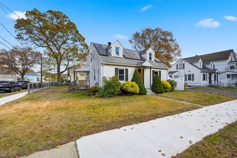 Exterior - 803 Armory St, Springfield, MA 01107 photo 2 of 8