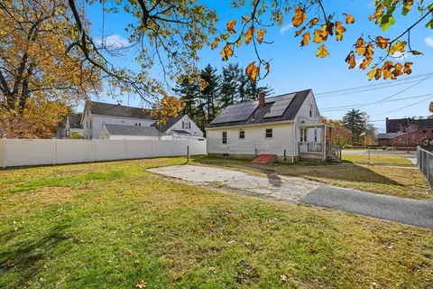 Exterior - 803 Armory St, Springfield, MA 01107 photo 6 of 8
